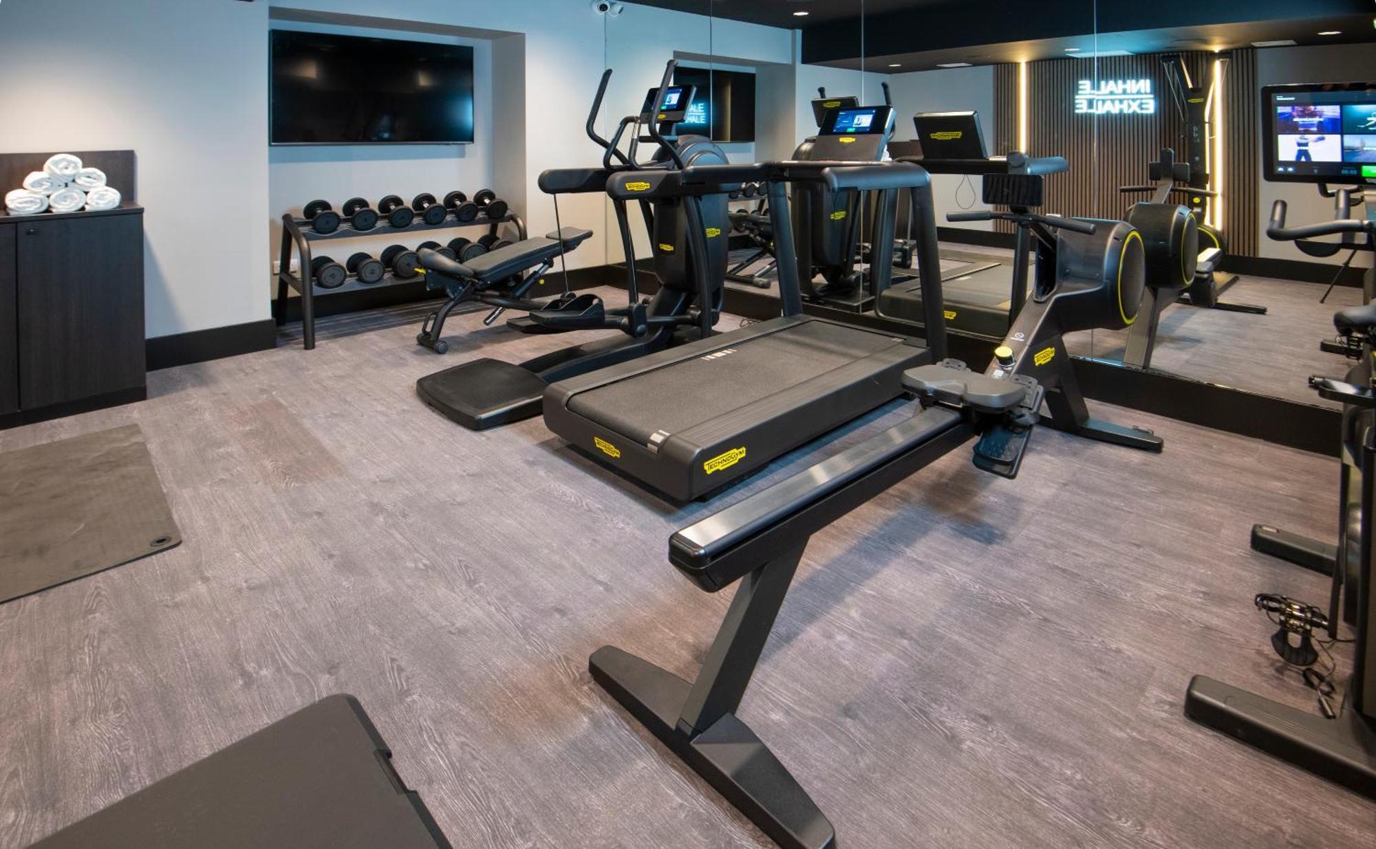 מלון קרואולי Ibis Styles London Gatwick Airport מראה חיצוני תמונה