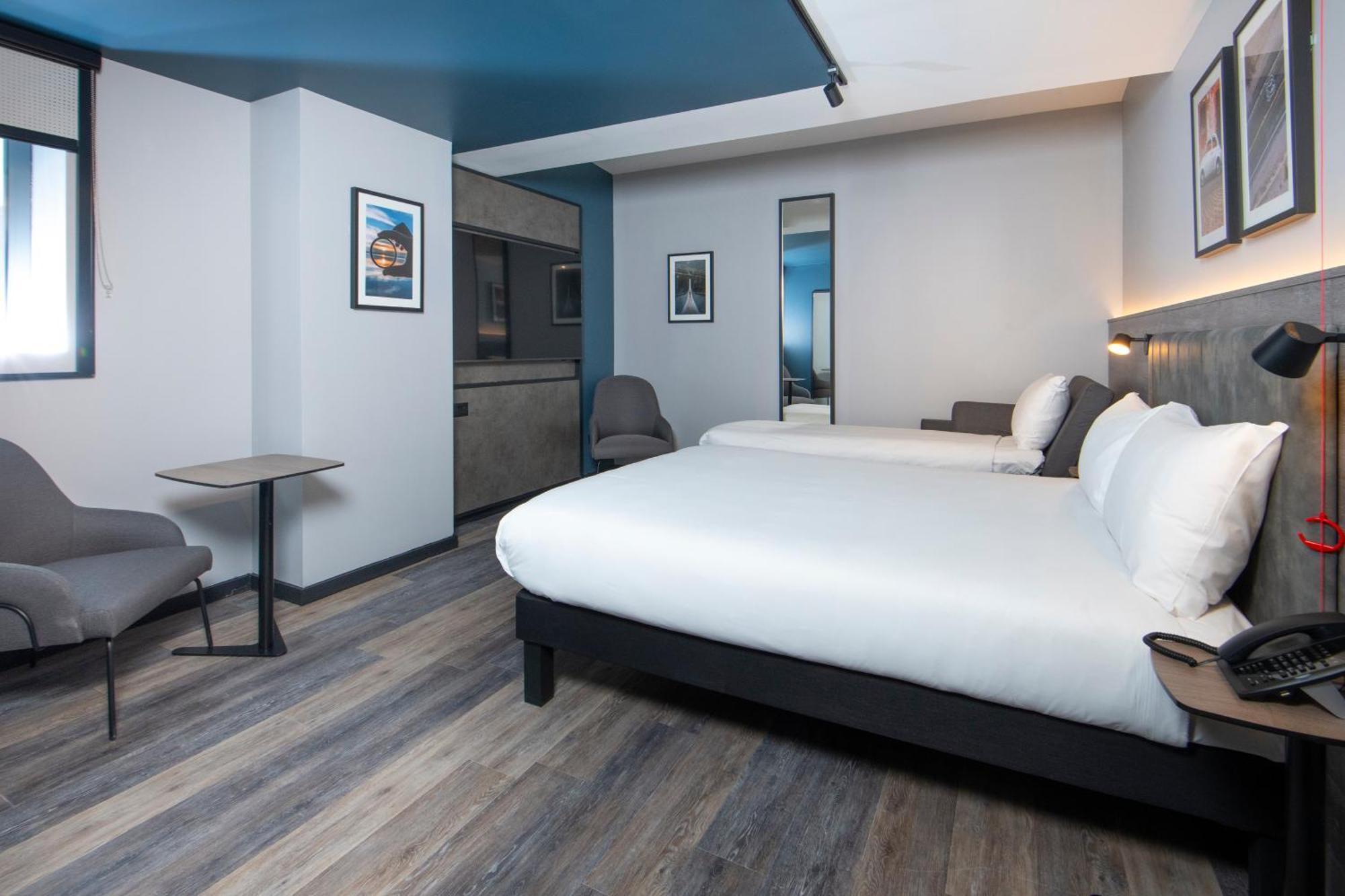 מלון קרואולי Ibis Styles London Gatwick Airport מראה חיצוני תמונה