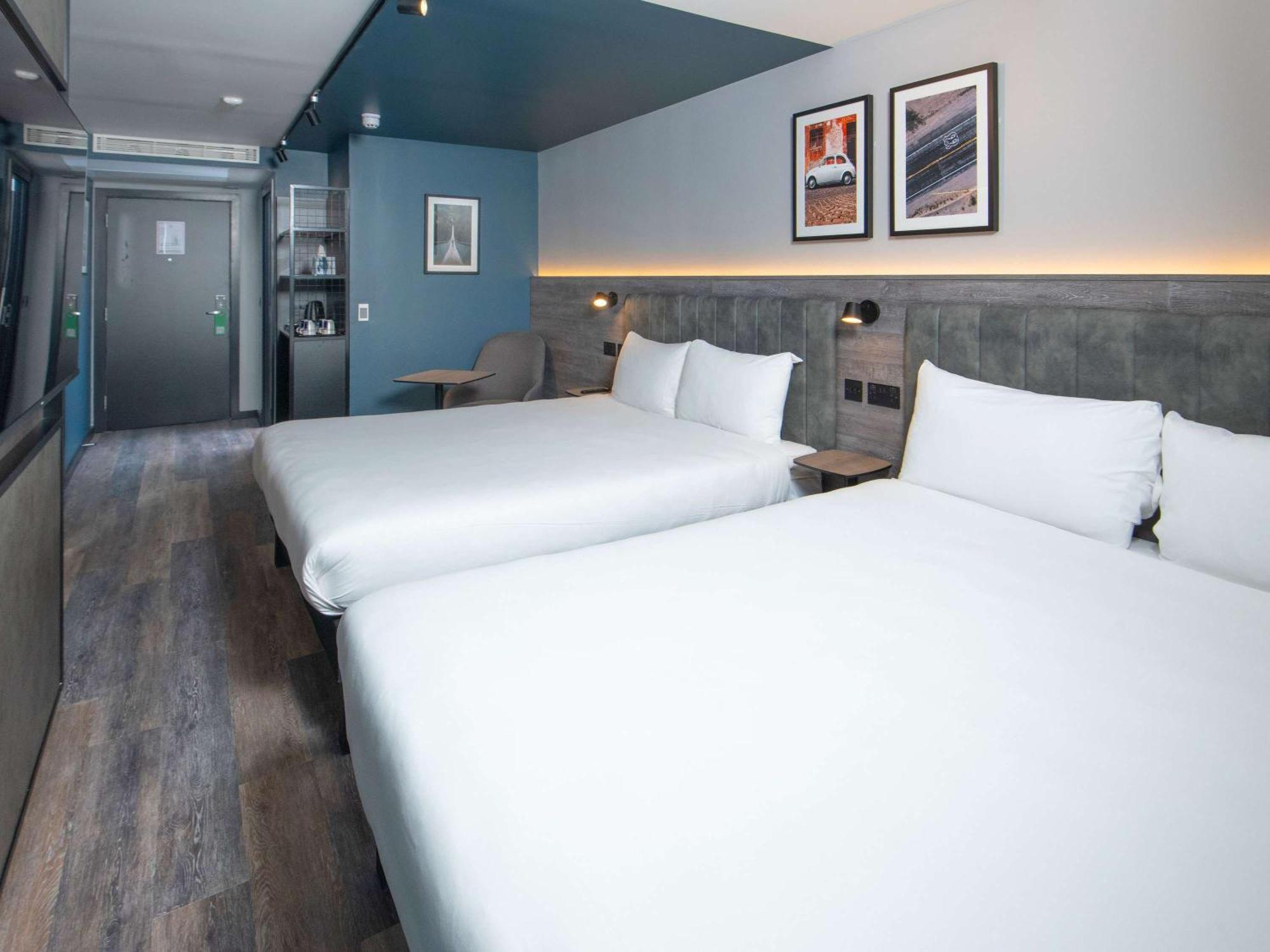 מלון קרואולי Ibis Styles London Gatwick Airport מראה חיצוני תמונה